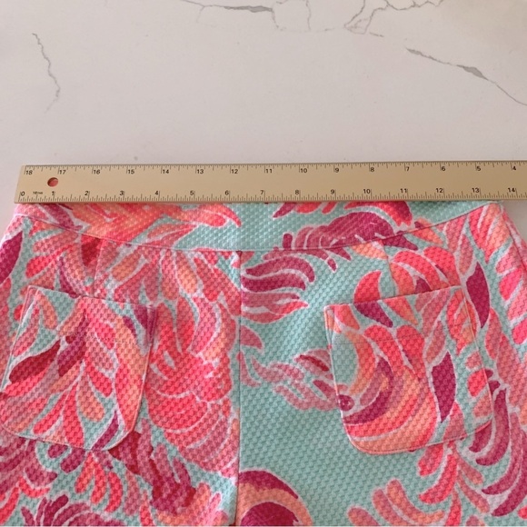 NWOT Lilly Pulitzer Poolside Blue Love Birds Knit Floral Print Alycia Shorts - Picture 6 of 12